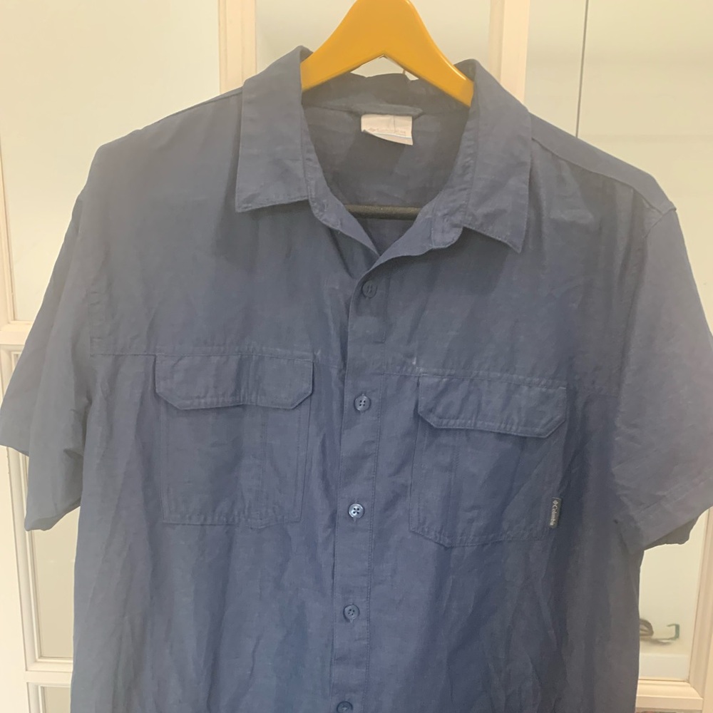 Columbia men’s short sleeve shirt A3